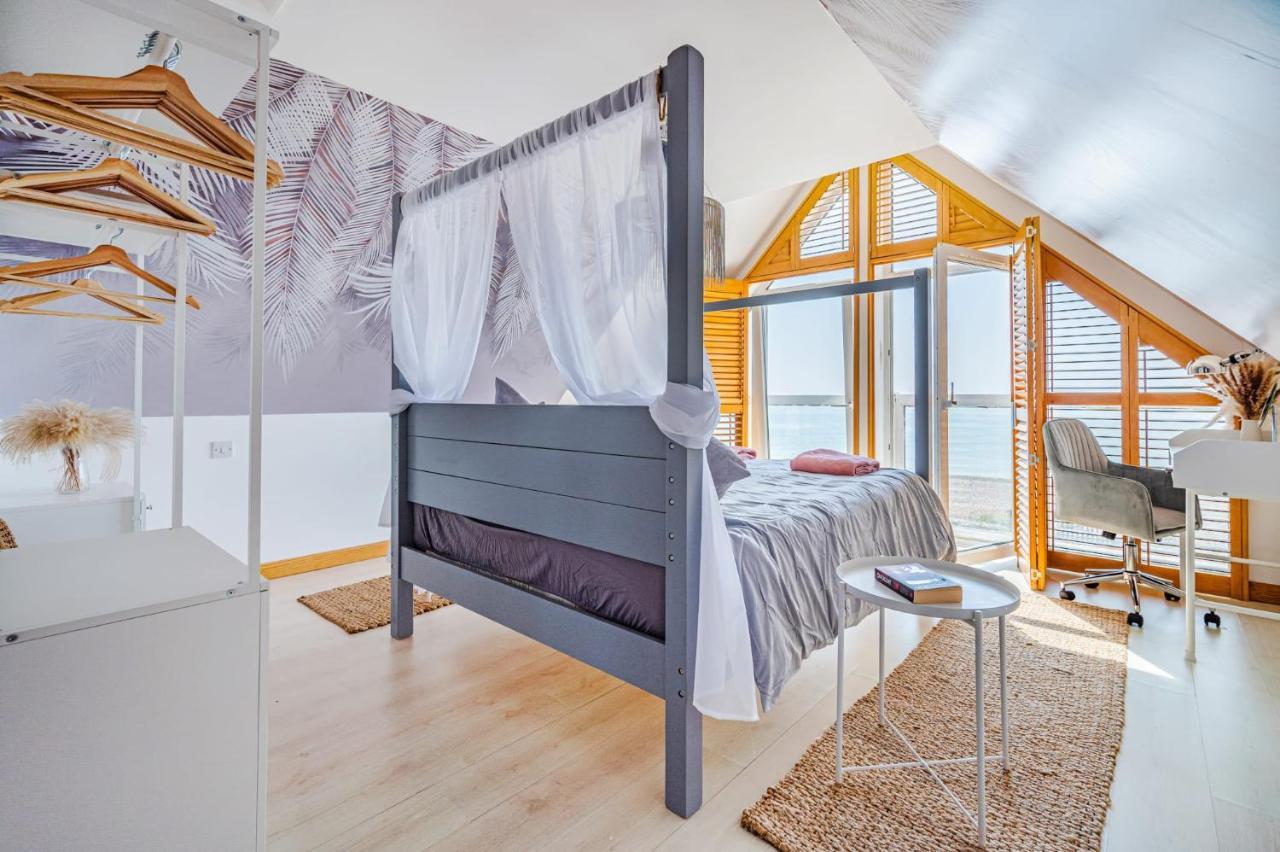 Pebble Paradise Beachfront Family Getaway Pevensey Buitenkant foto