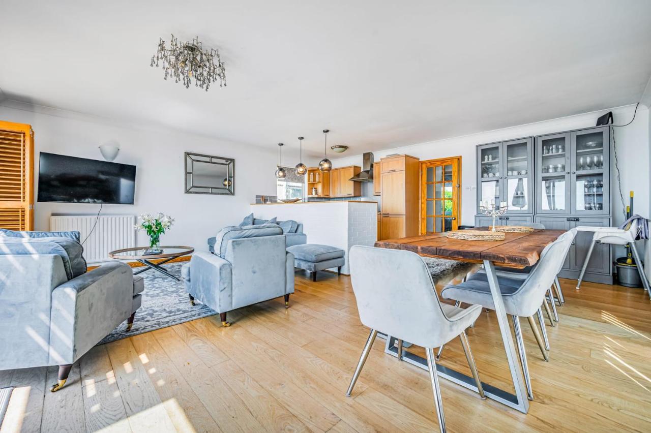 Pebble Paradise Beachfront Family Getaway Pevensey Buitenkant foto